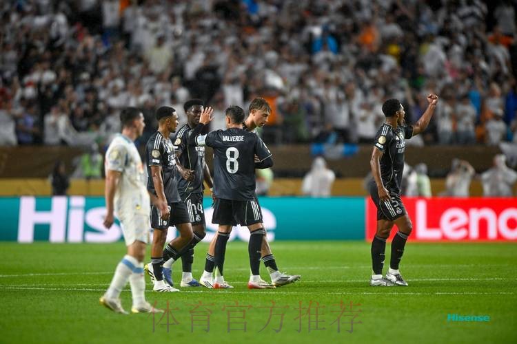 尤文和巴黎考虑签拉莫斯 他和皇马合同明年到期 尤文和巴黎考虑签拉莫斯 他和皇马合同明年到期